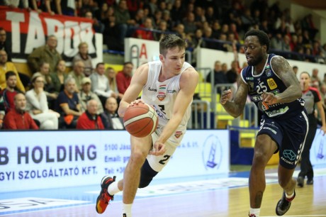 Fordulatos, hosszabbításos meccsen nyert a Szolnok az Alba ellen